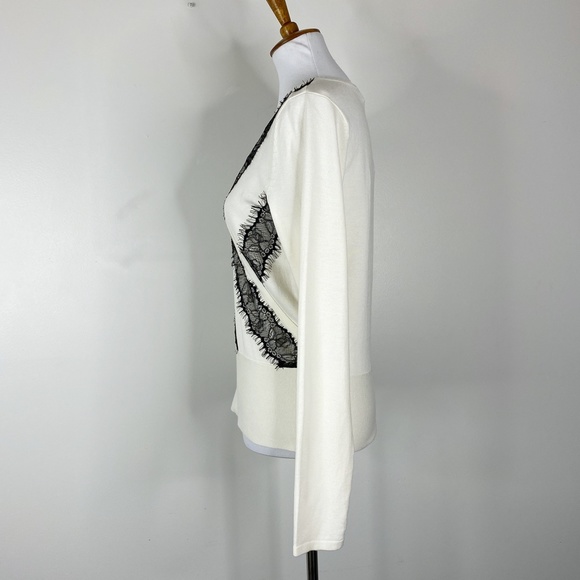 New York & Co 7th Ave Cream Sweater w/ Black Lace Sz. M NWT - Picture 3 of 9